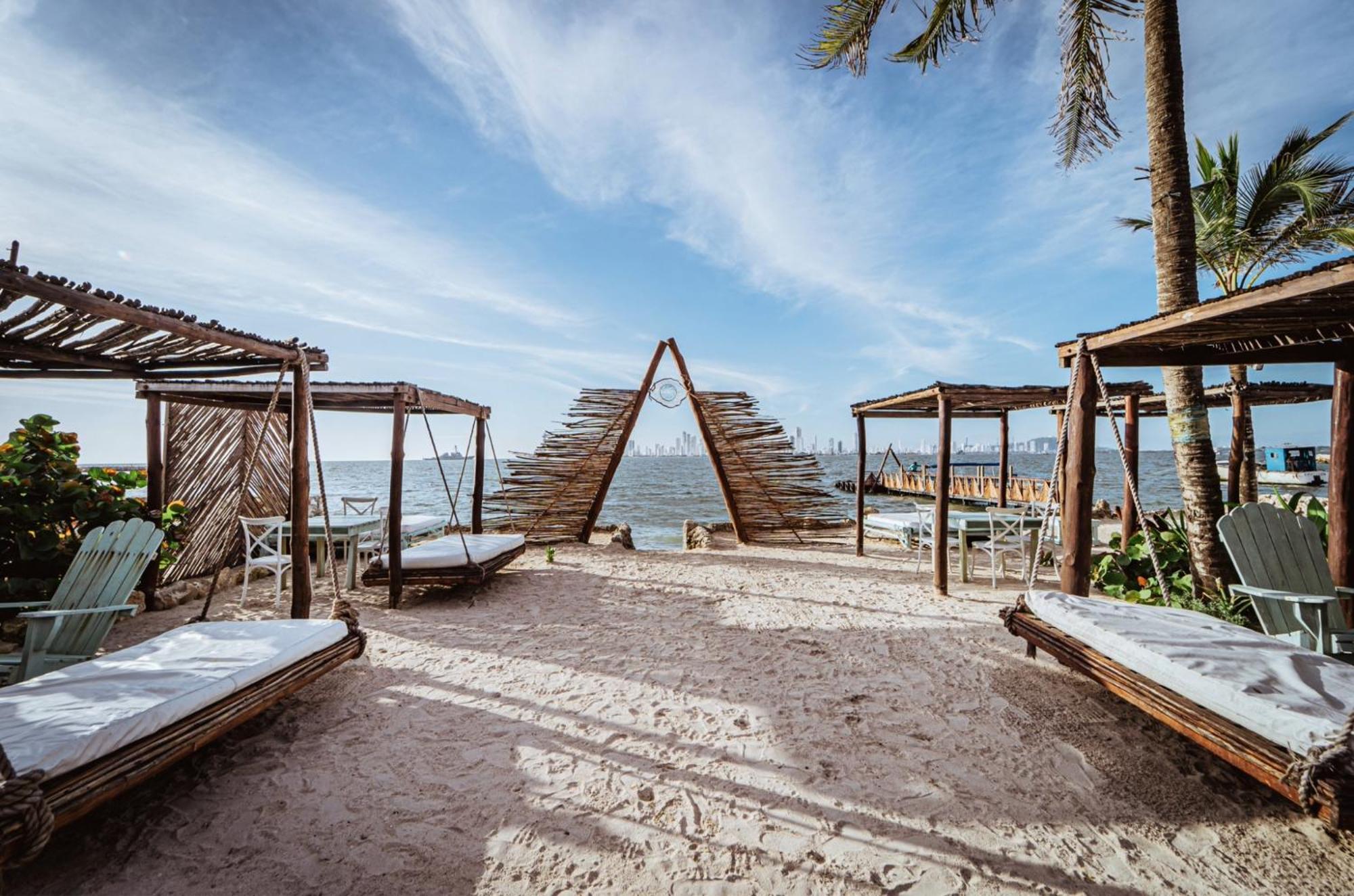 Namaste Beach Club & Hotel Playa de Punta Arena Bagian luar foto